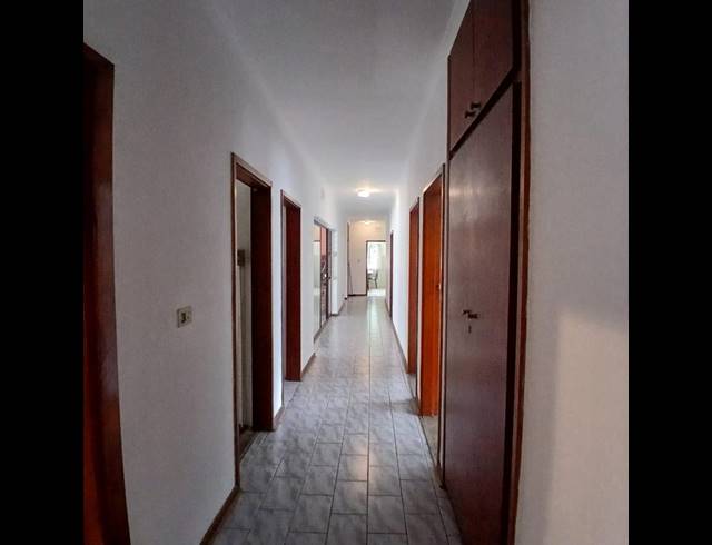 4 BEDROOM HOUSE FOR SALE IN YELLOWWOOD PARK